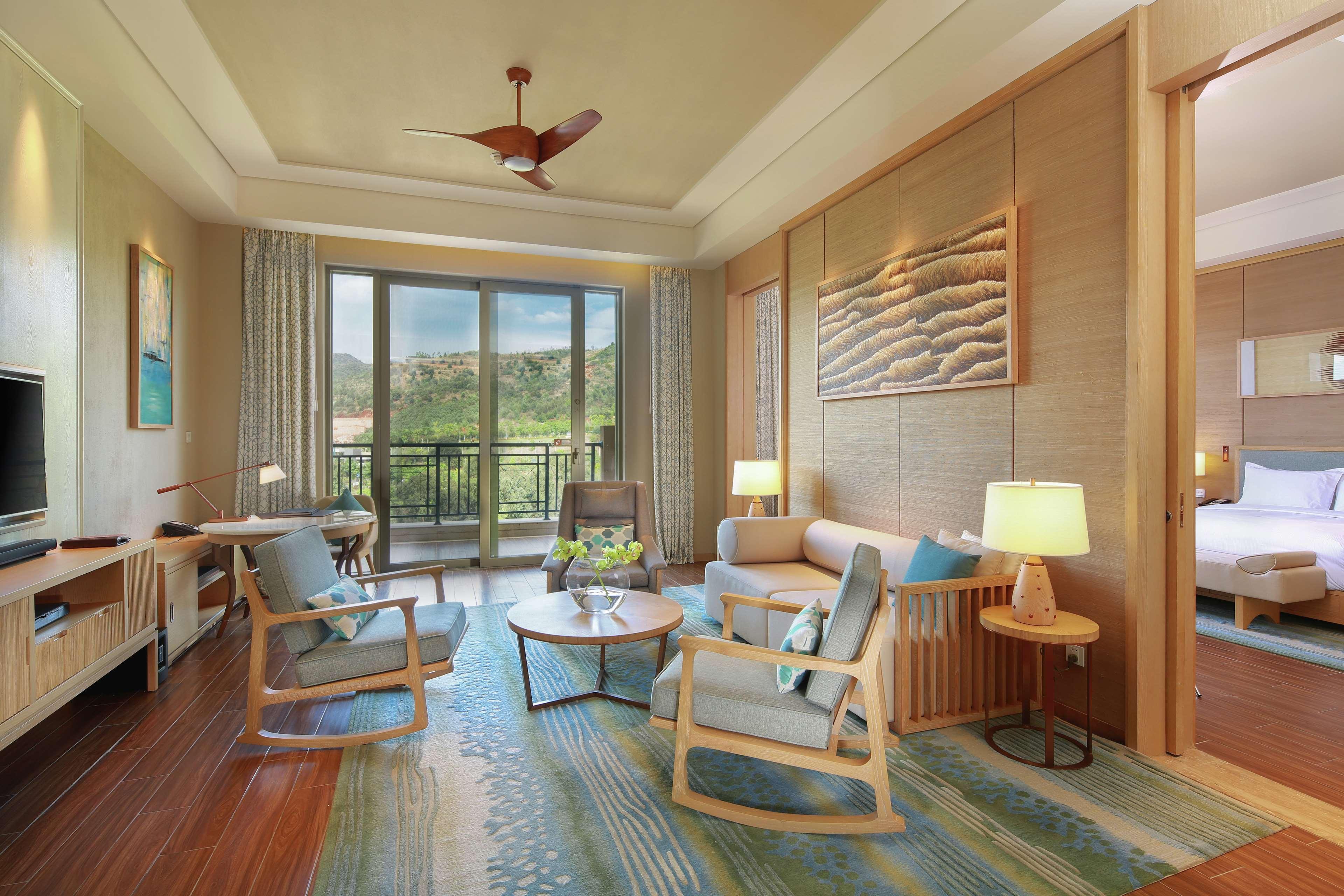 Hilton Yuxi Fuxian Lake Chengjiang  Extérieur photo