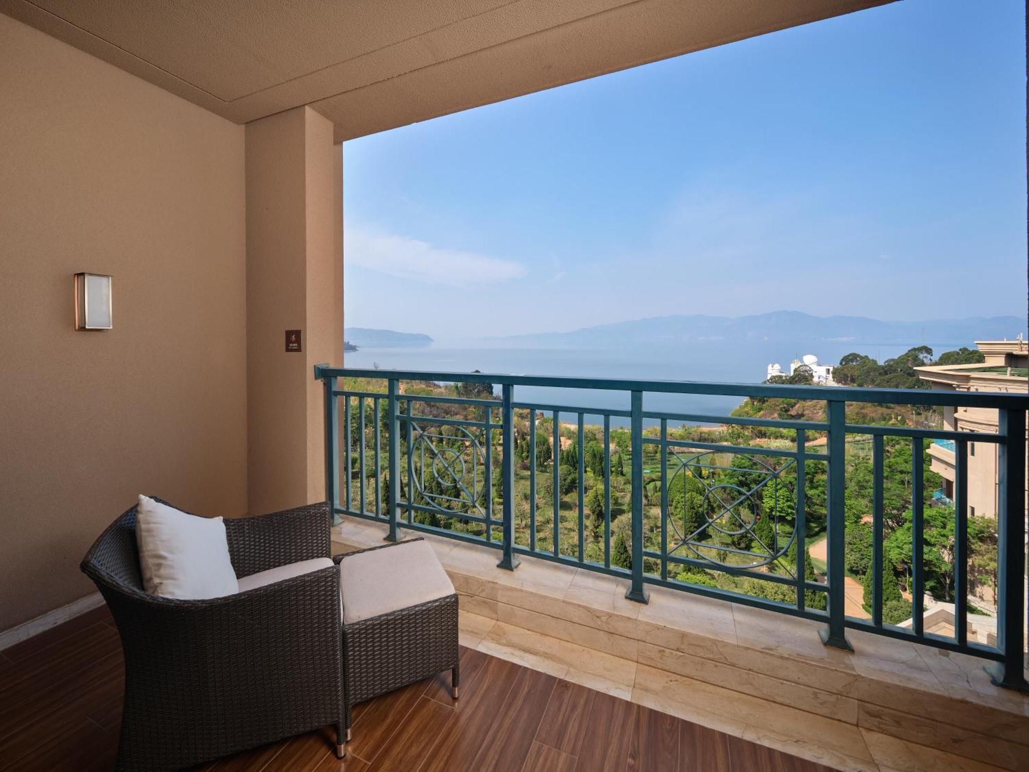 Hilton Yuxi Fuxian Lake Chengjiang  Extérieur photo
